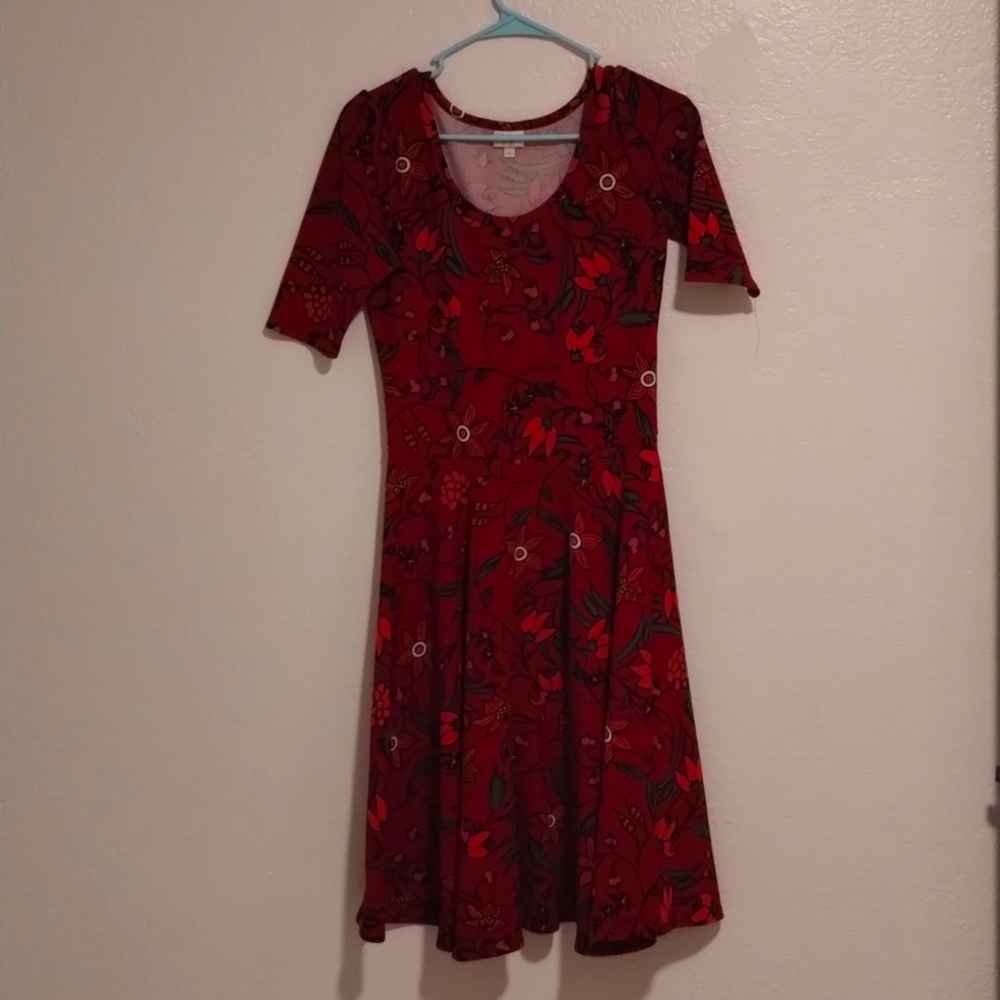 Lularoe Medium Nicole Dress